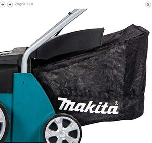 Makita UV3200 Lawn Scarifier's grass box.