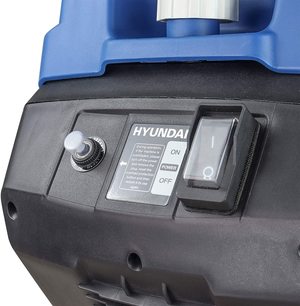 Hyundai Electric Garden Shredder's controls.