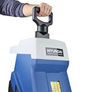 Hyundai Electric Garden Shredder's handle.