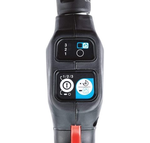 Makita DUR368AZ Brush Cutter's controls.